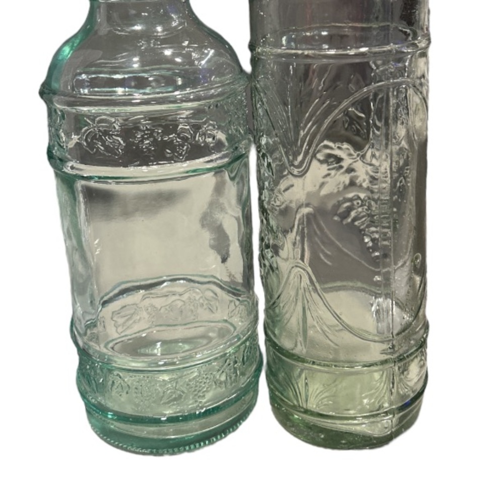 Two Bottles Without Cork - Picture 2 of 10